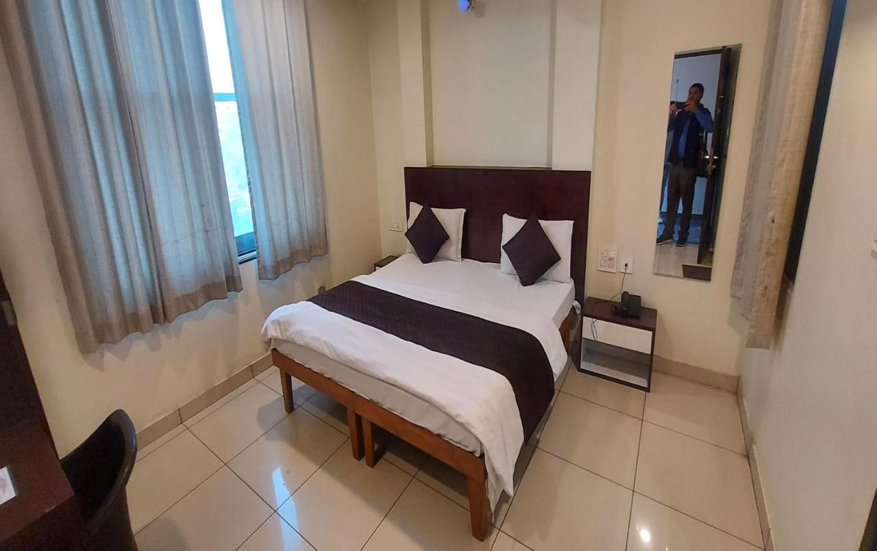 Hotel Rashika Palace جايبور المظهر الخارجي الصورة