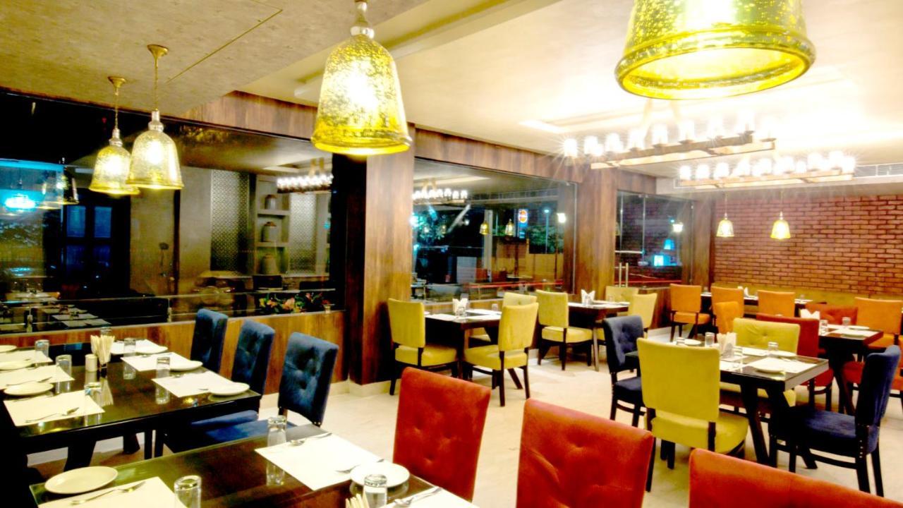 Hotel Rashika Palace جايبور المظهر الخارجي الصورة